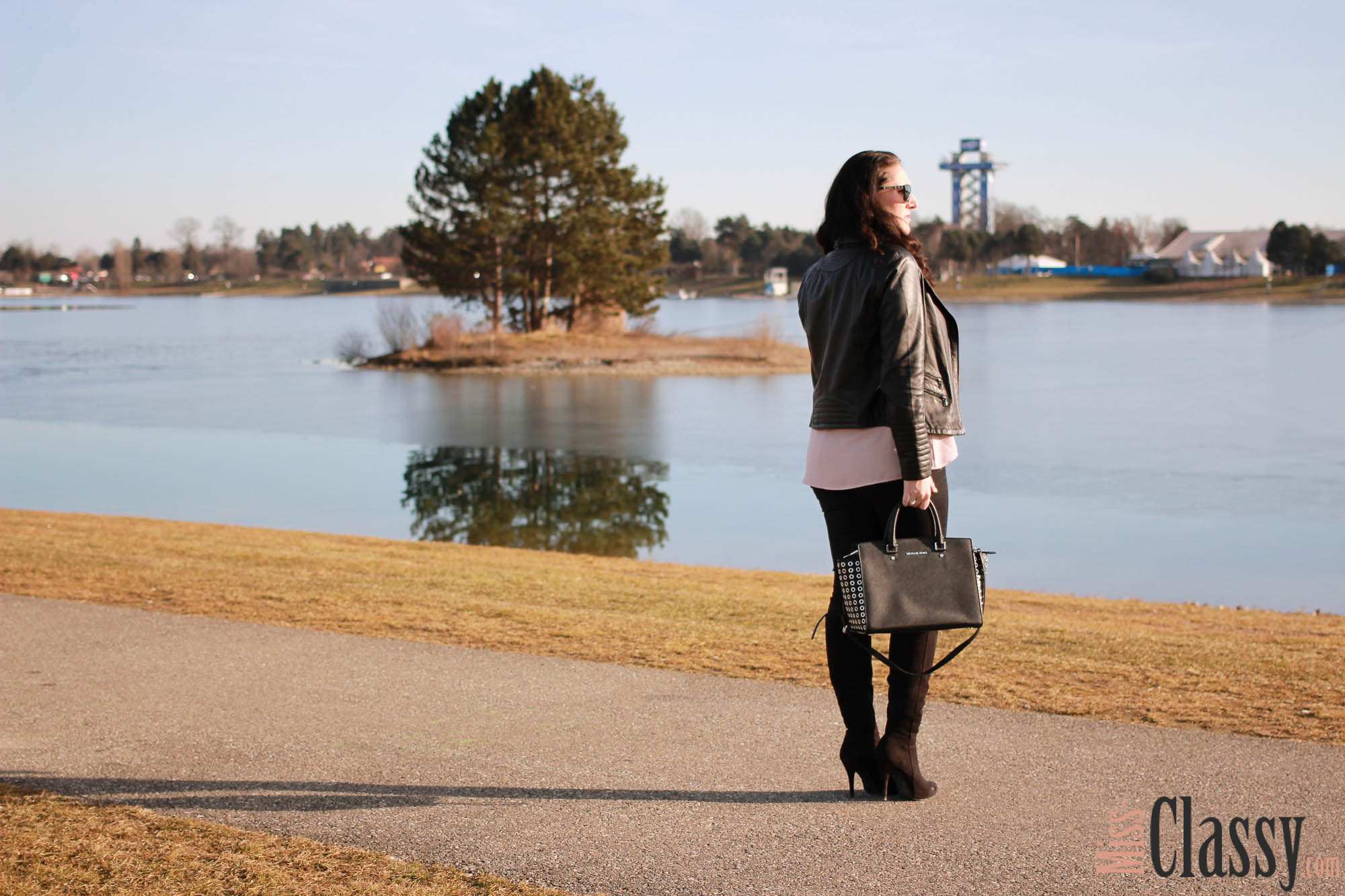 Sonne, See und meine neue Lederjacke von Hallhuber